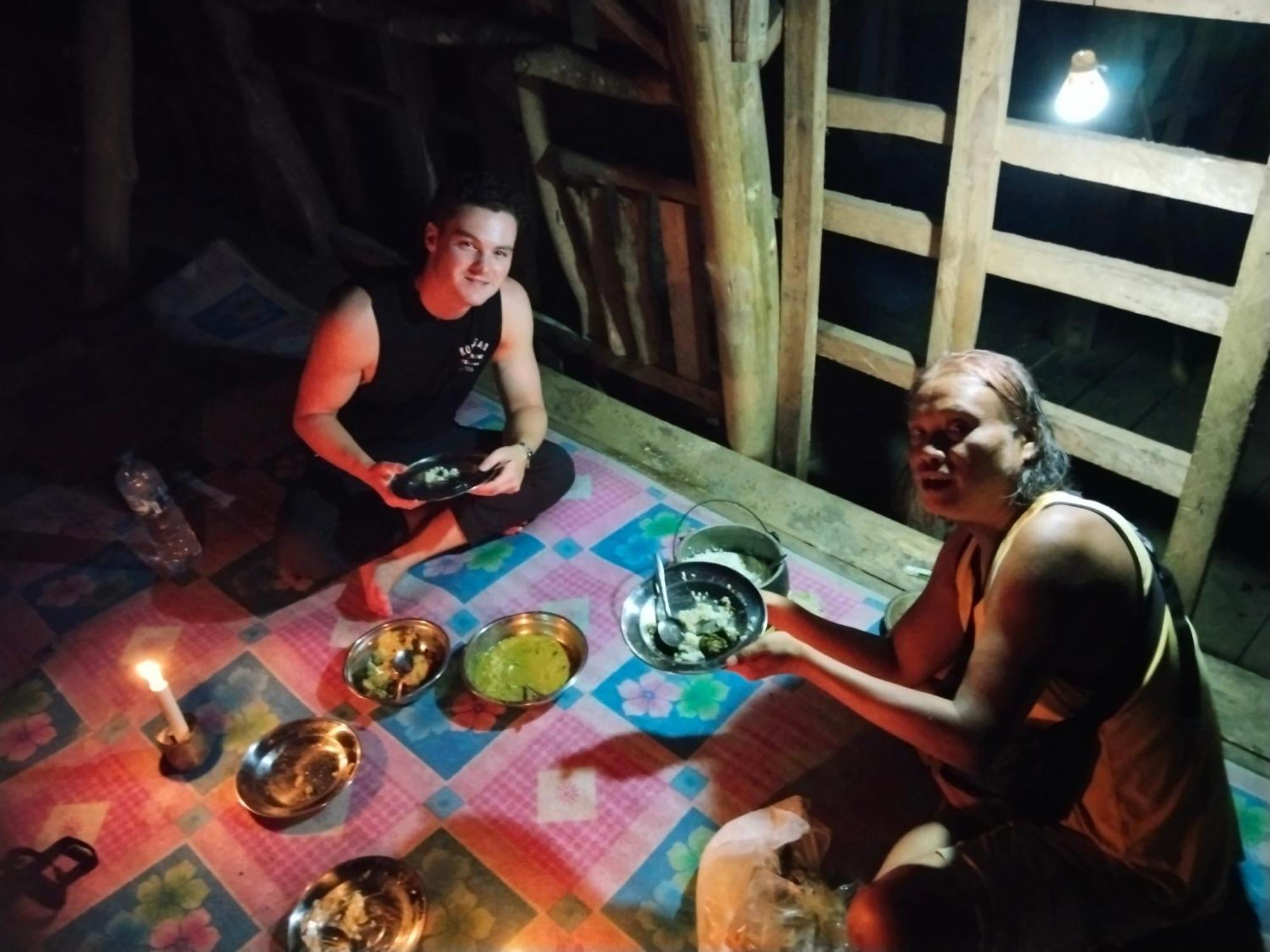 Jhony'S Backpacker-Guest House Only Stay Here Book Treking With Us بوكيت لاوانج المظهر الخارجي الصورة