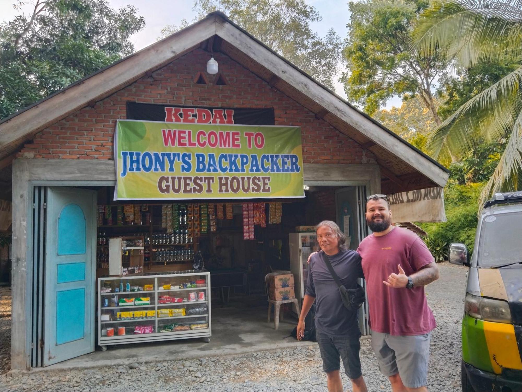 Jhony'S Backpacker-Guest House Only Stay Here Book Treking With Us بوكيت لاوانج المظهر الخارجي الصورة