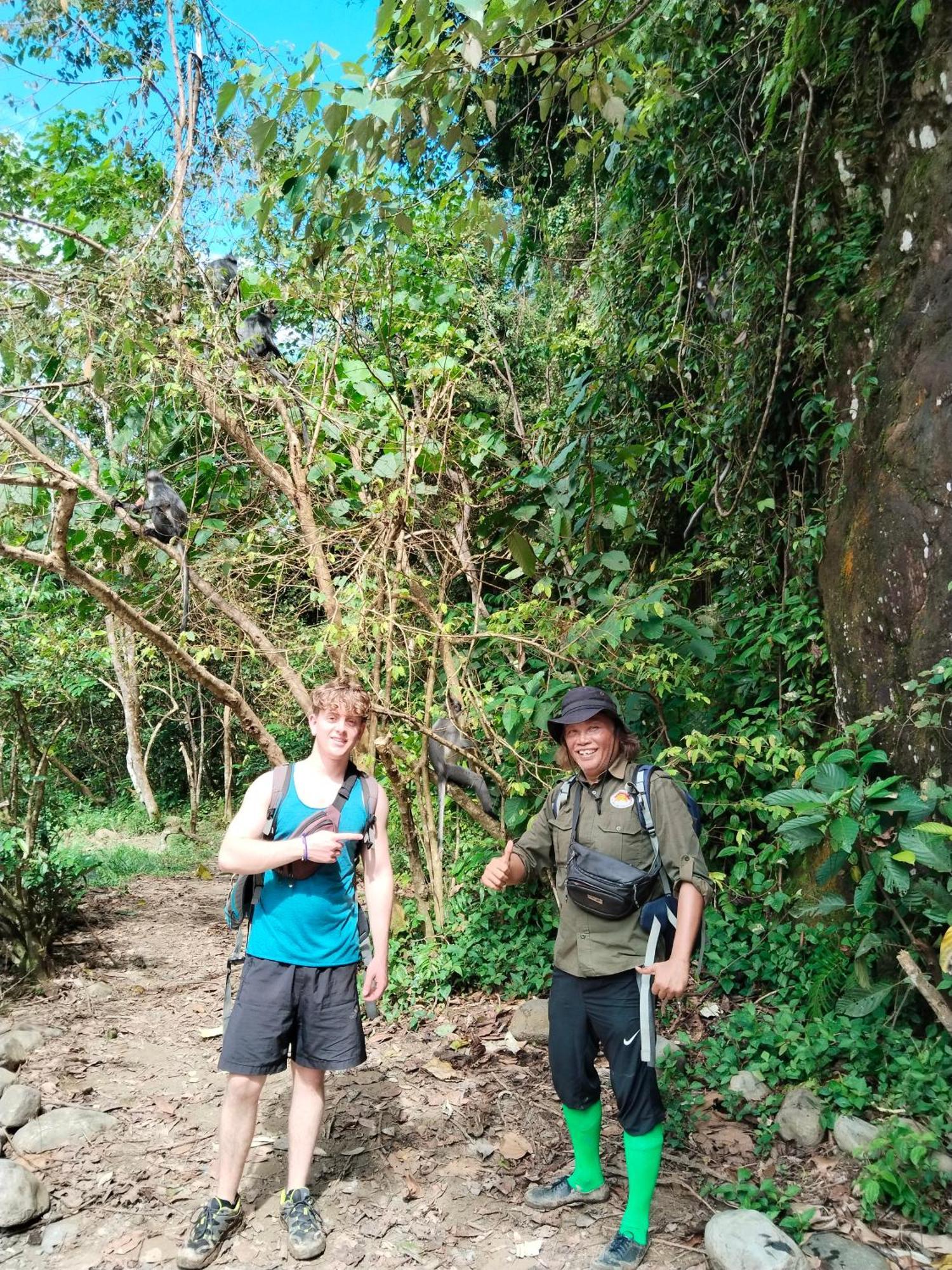 Jhony'S Backpacker-Guest House Only Stay Here Book Treking With Us بوكيت لاوانج المظهر الخارجي الصورة